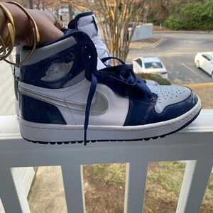Nike Air Jordan 1 High - White & Navy
